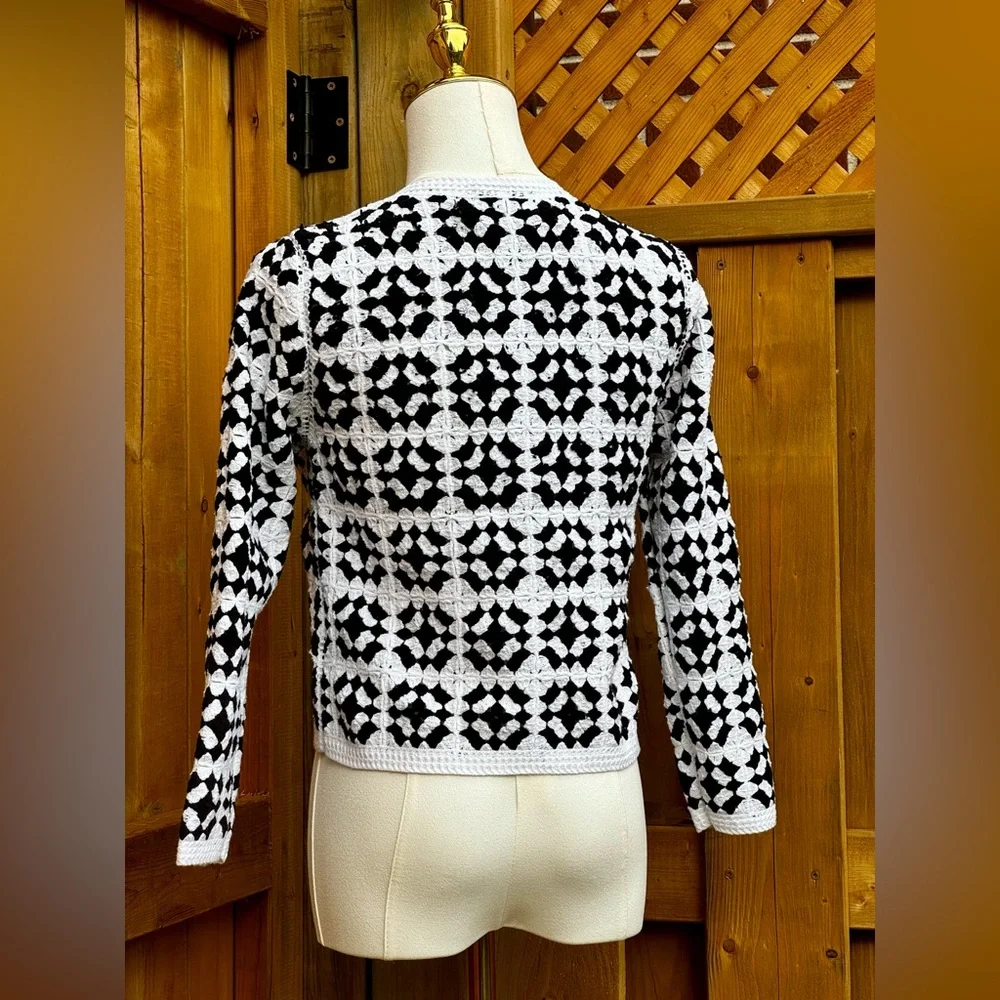 🆕 FARM Rio 🧿 NWT Patch Crochet Black & White Monochrome Button Up Jacket, Sz S - Picture 8 of 16